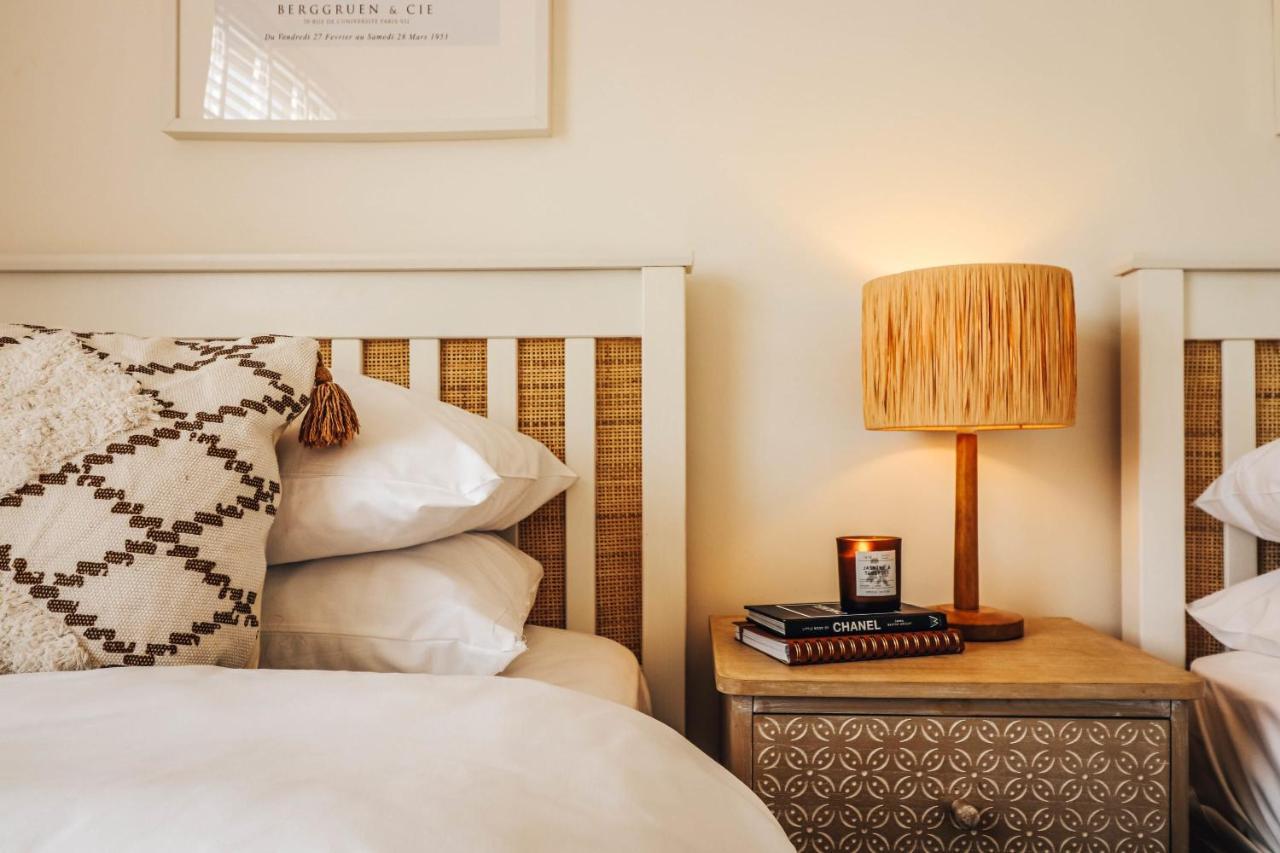 Principality View Apartment Two, By Solace Stays Cardiff Esterno foto