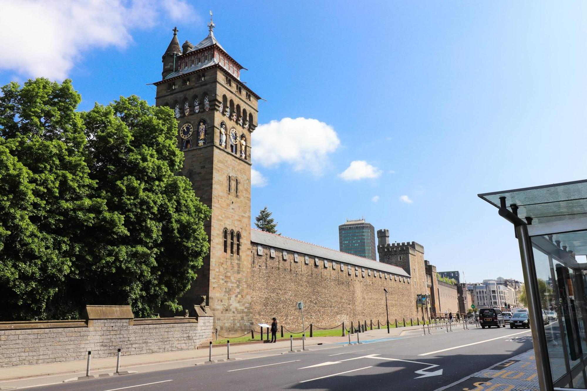Principality View Apartment Two, By Solace Stays Cardiff Esterno foto