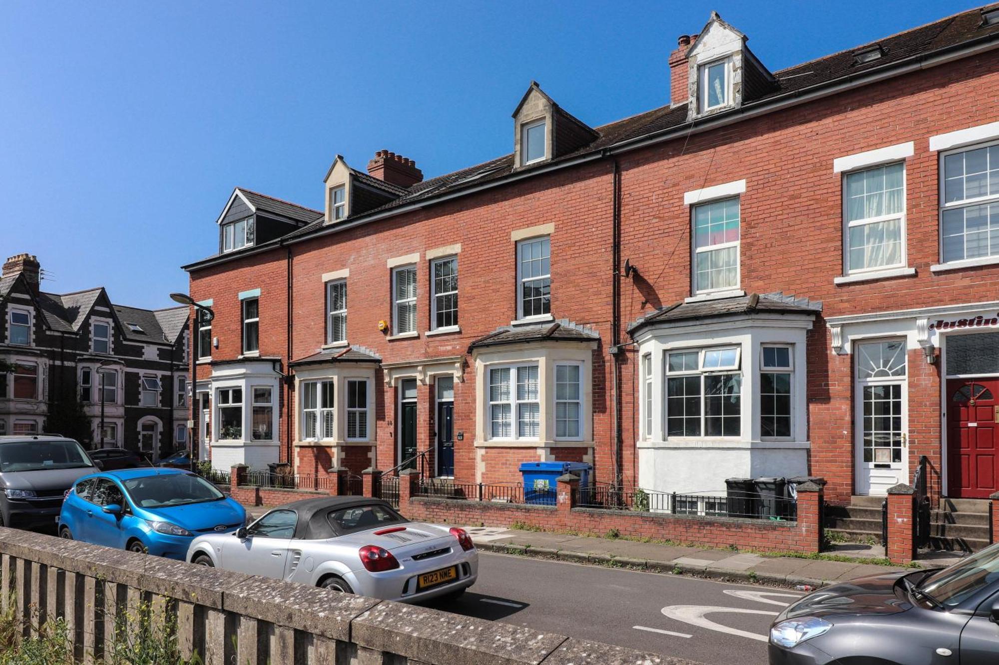 Principality View Apartment Two, By Solace Stays Cardiff Esterno foto