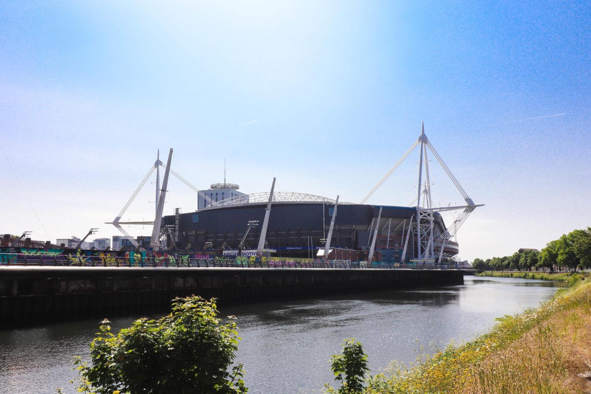 Principality View Apartment Two, By Solace Stays Cardiff Esterno foto